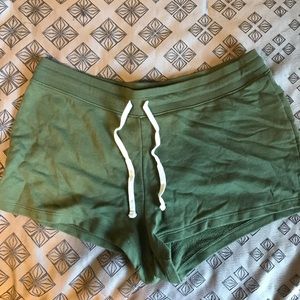 Old Navy Large Olive Green Shorts